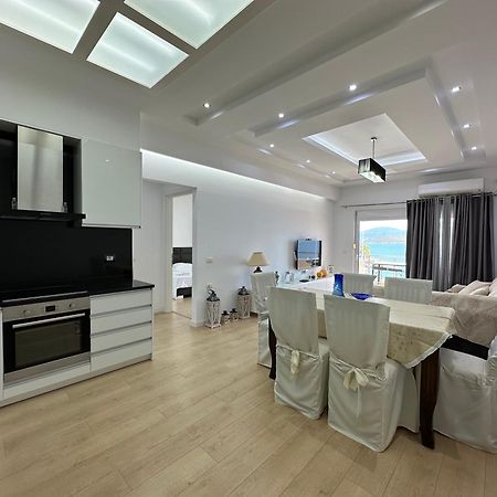 Appartamento Luxy Coral Aparts Sarandë Esterno foto