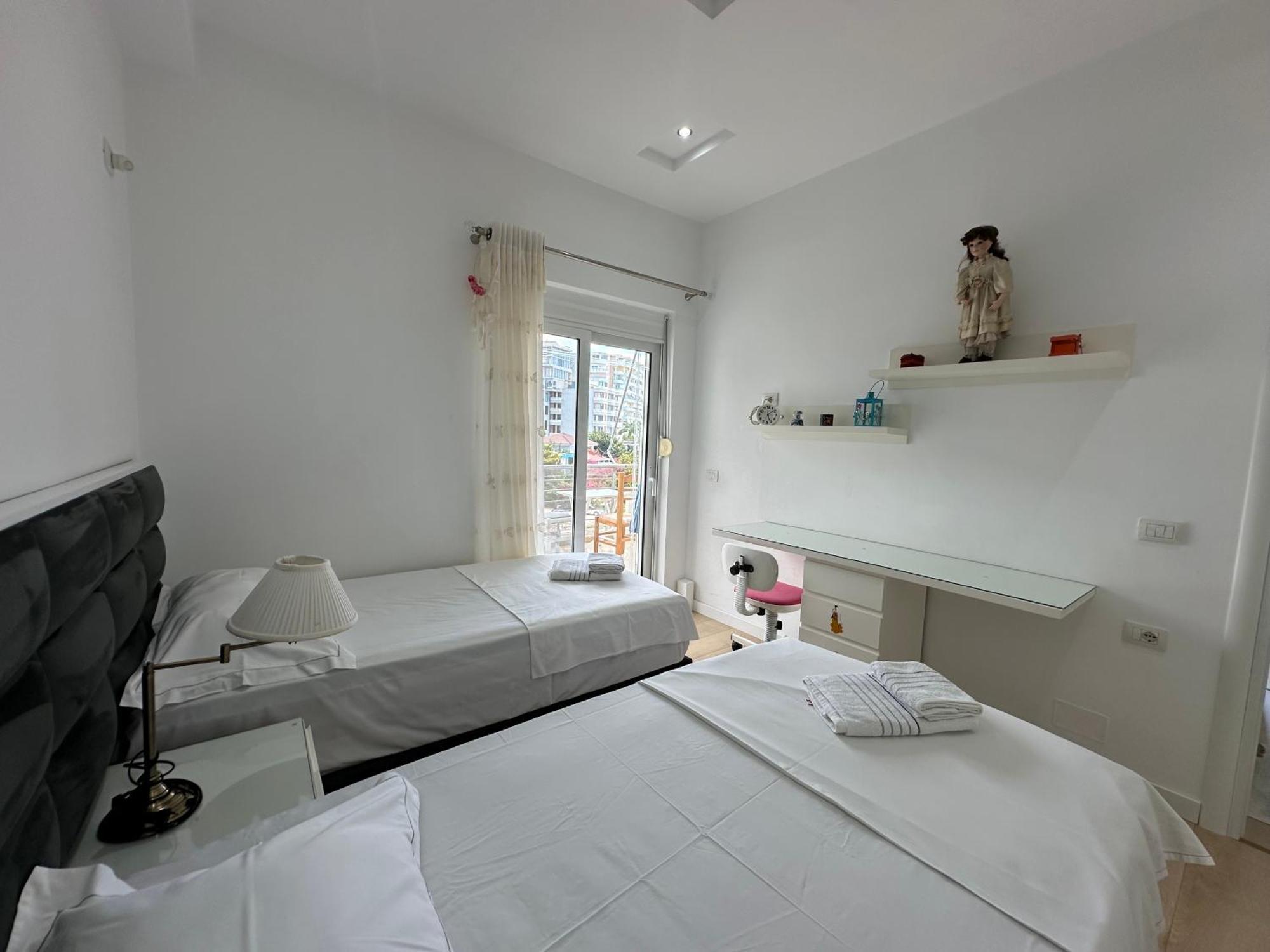 Appartamento Luxy Coral Aparts Sarandë Esterno foto