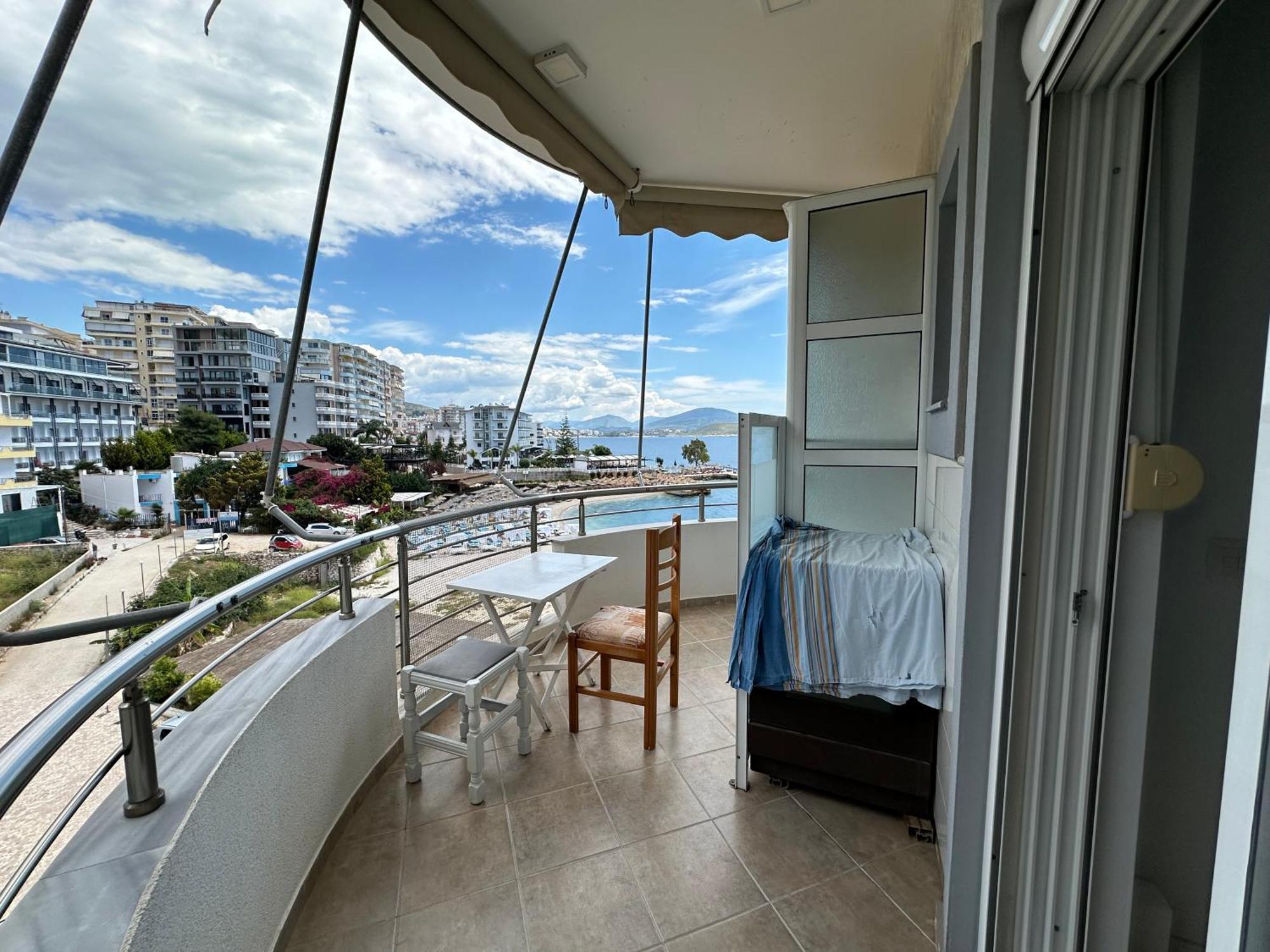 Appartamento Luxy Coral Aparts Sarandë Esterno foto