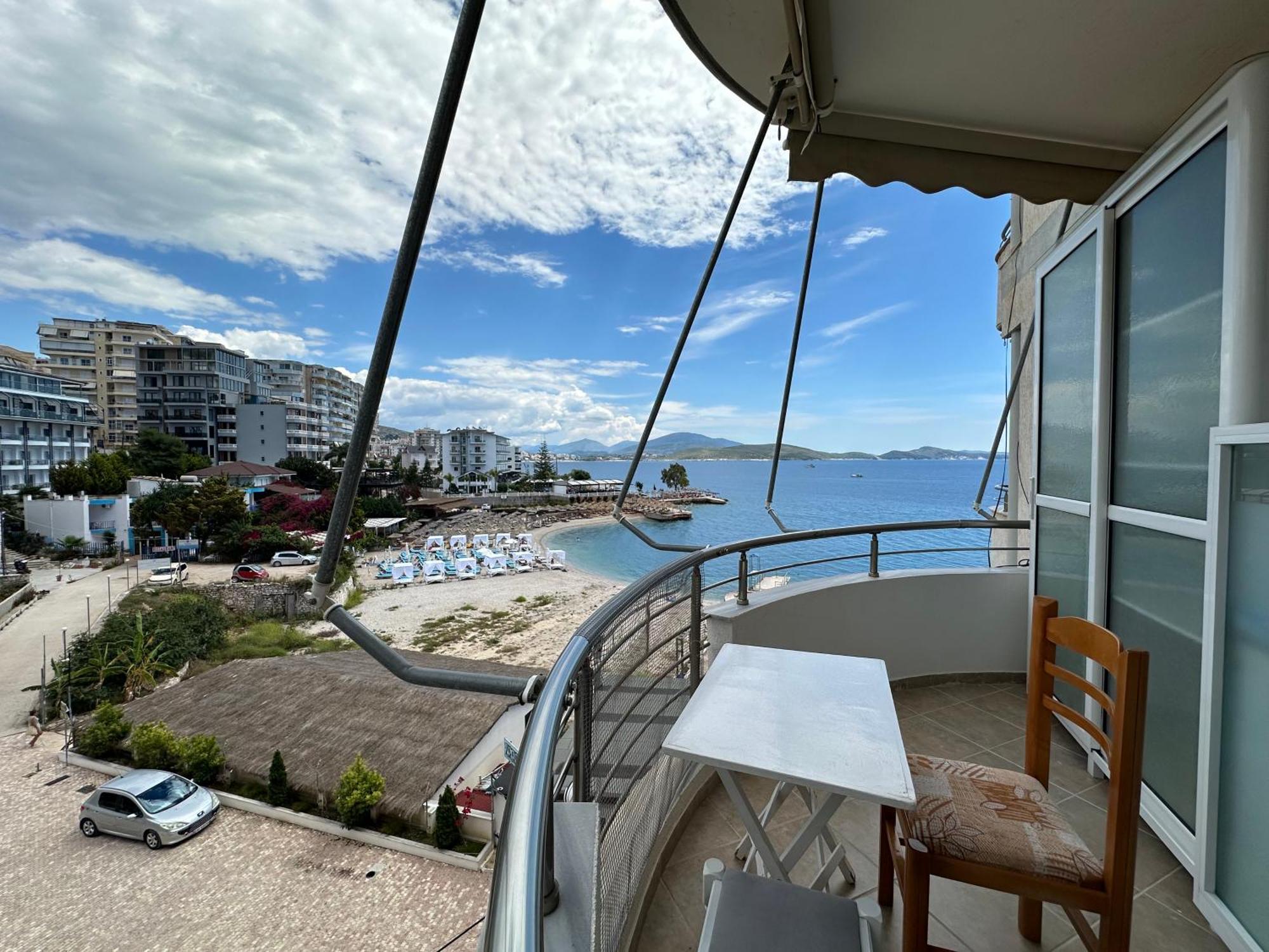 Appartamento Luxy Coral Aparts Sarandë Esterno foto